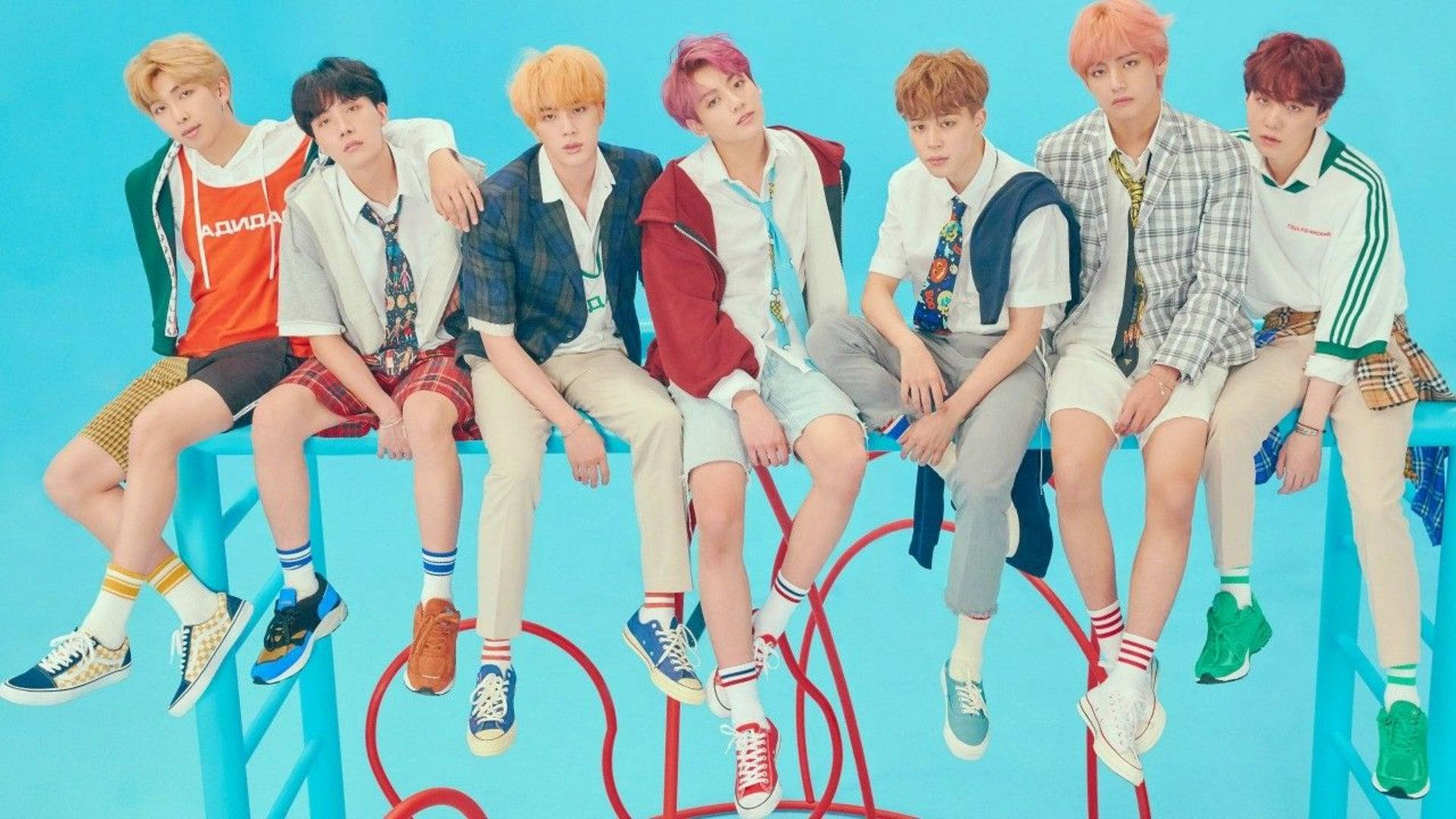 BTS মনকি বার ডেস্কটপ ওয়ালপেপার