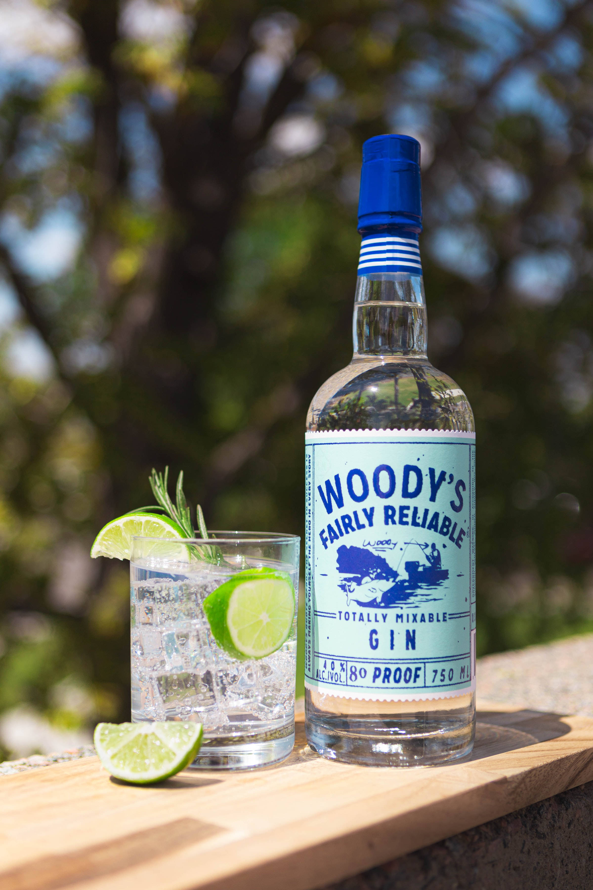 Woody’s Gin ওয়ালপেপার