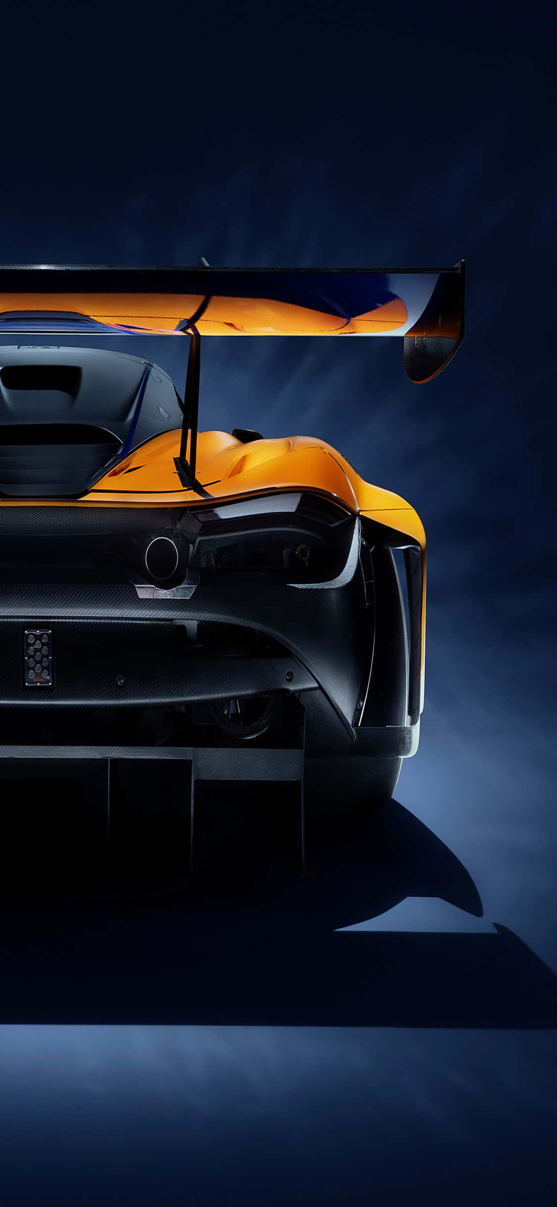 আইফোন X ম্যাকলারেন 720s GT3 পিছনের ব্যাকগ্রাউন্ড ওয়ালপেপার