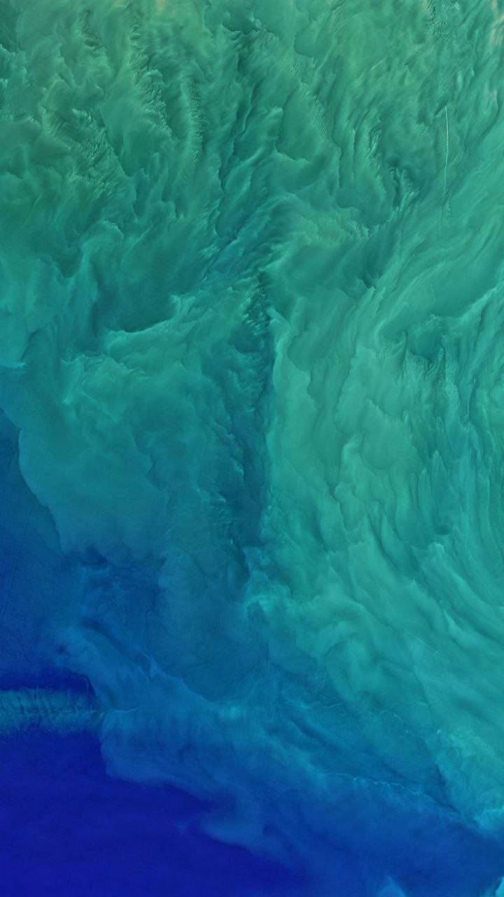 অরিজিনাল iPhone 7 এ অত্যাশ্চর্য ওয়াটারকালার ব্লেন্ড ওয়ালপেপার