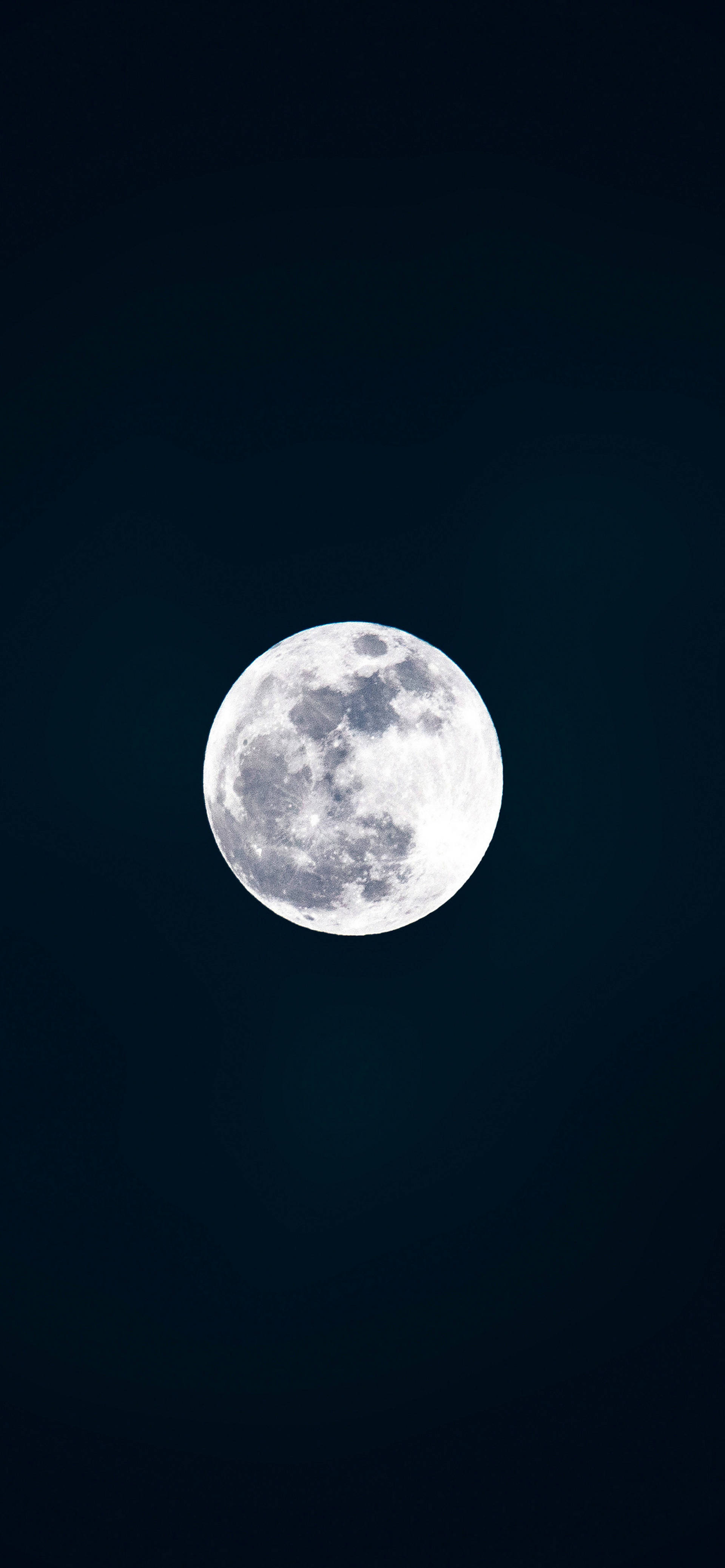 আইফোন ১৩ প্রো ম্যাক্স পূর্ণিমা ওয়ালপেপার