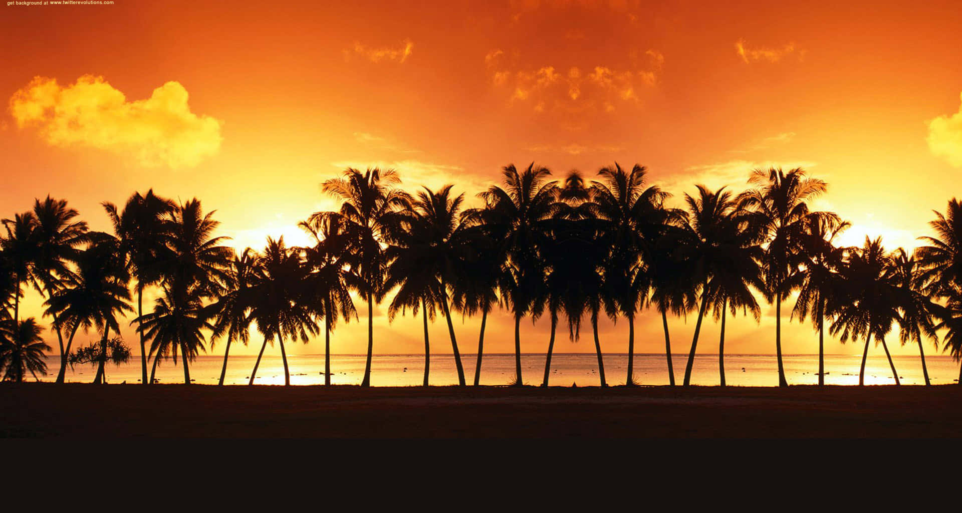 ক্যালিফোর্নিয়া উপকূলের শ্বাসরুদ্ধকর দৃশ্য ডেস্কটপ দৃষ্টিকোণ থেকে ওয়ালপেপার