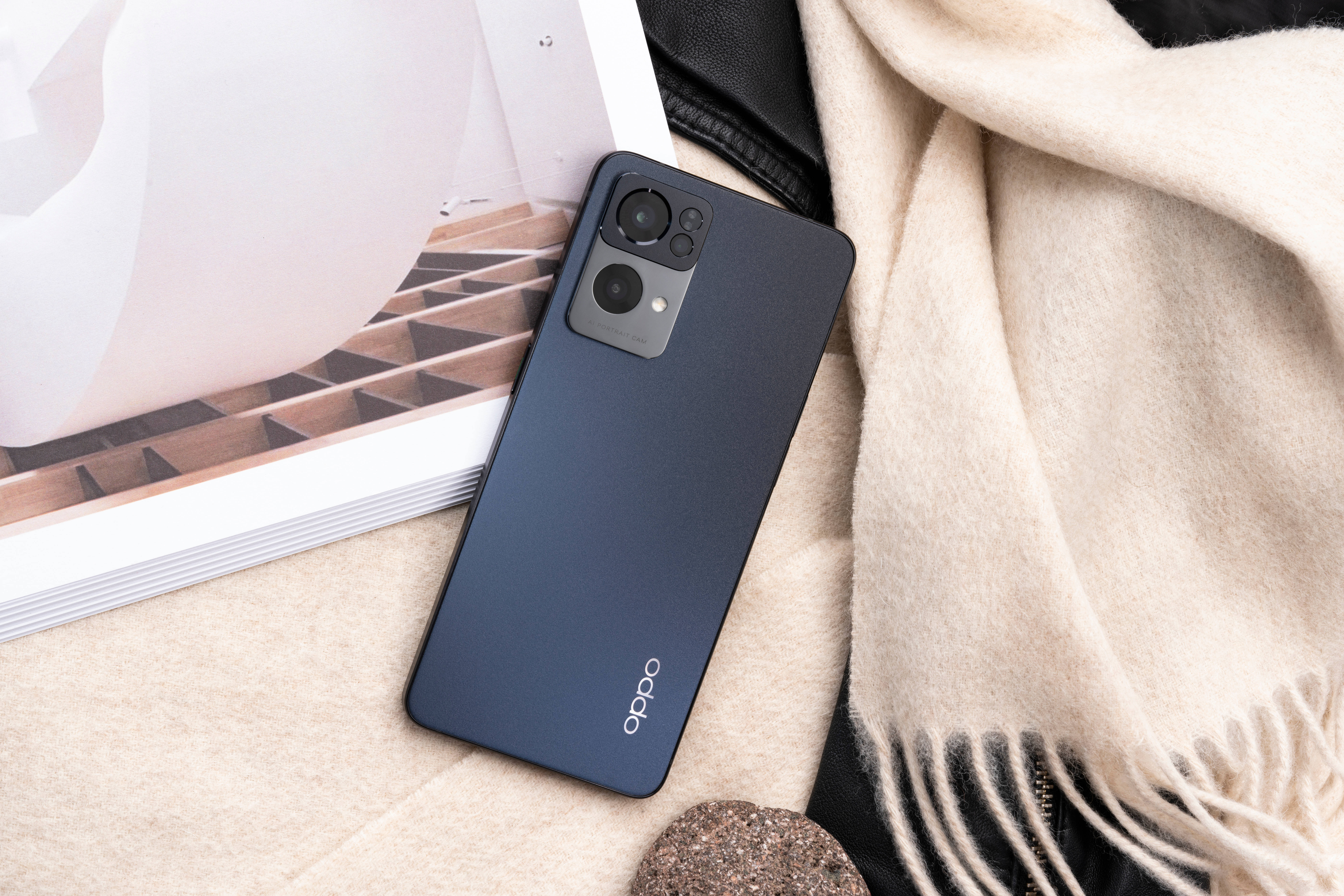 গাঢ্র ধূসর Oppo স্মার্টফোন ওয়ালপেপার