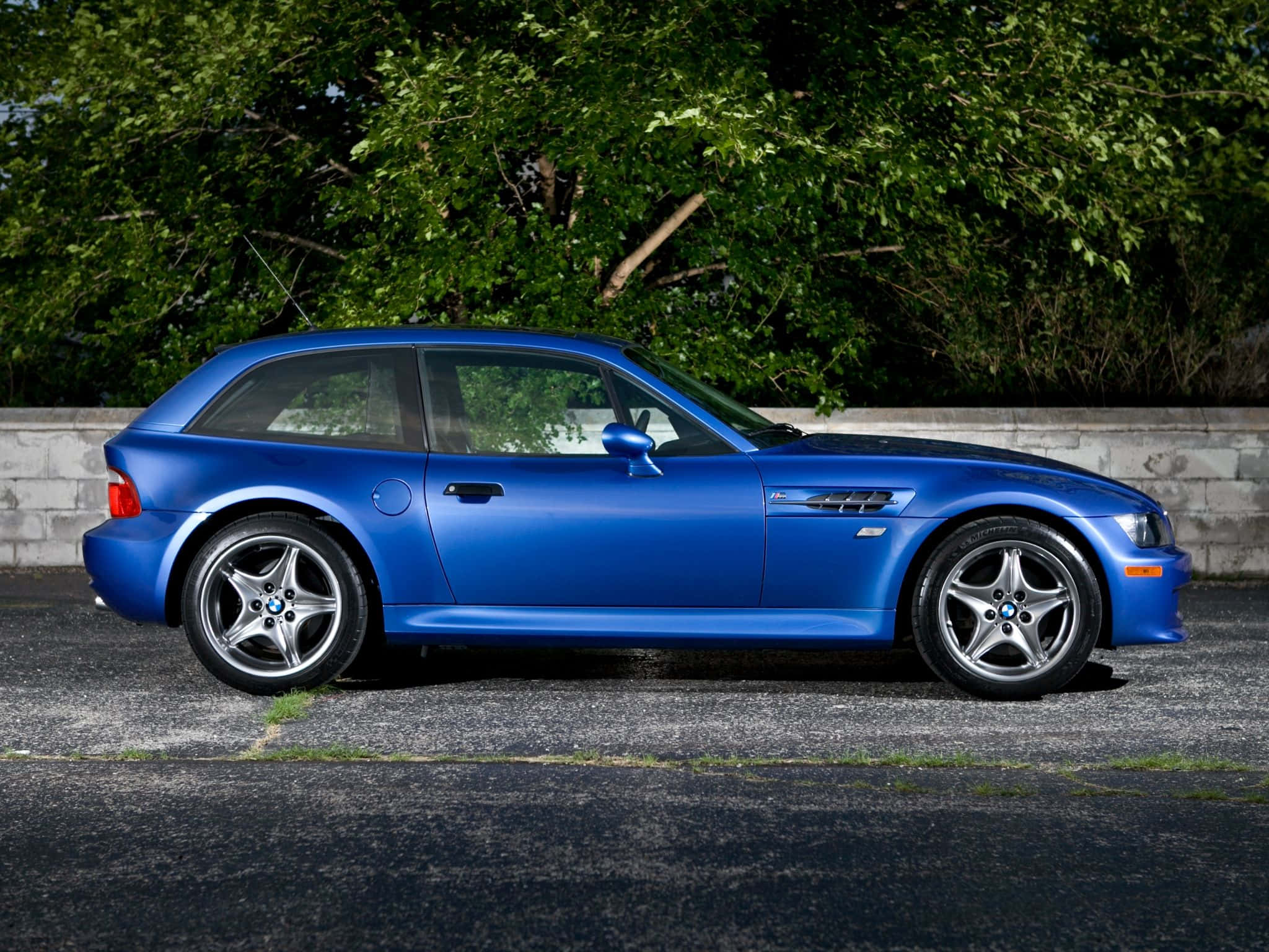 চমৎকার BMW গাড়ি ওয়ালপেপার
