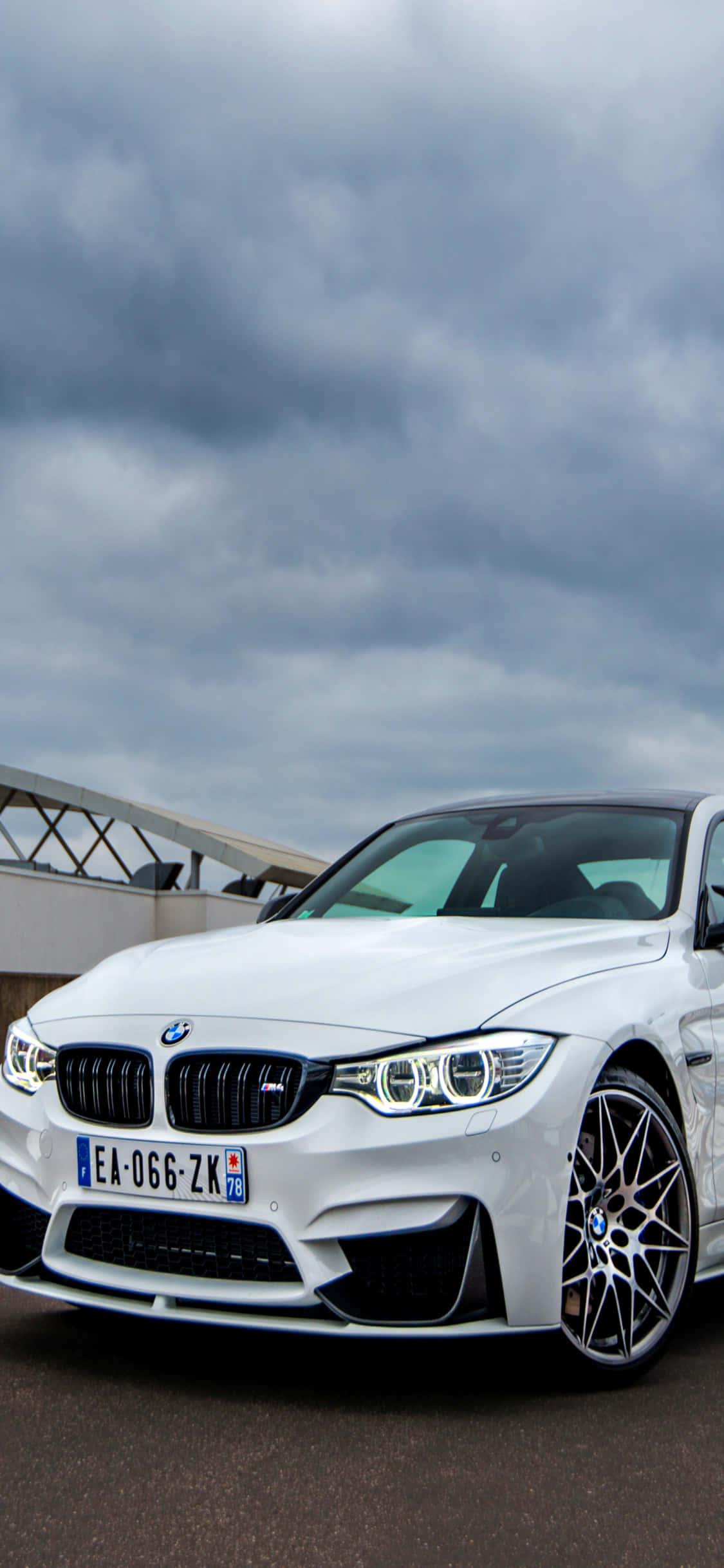 নতুন iPhone X এবং BMW-এর শক্তি উপভোগ করুন। ওয়ালপেপার