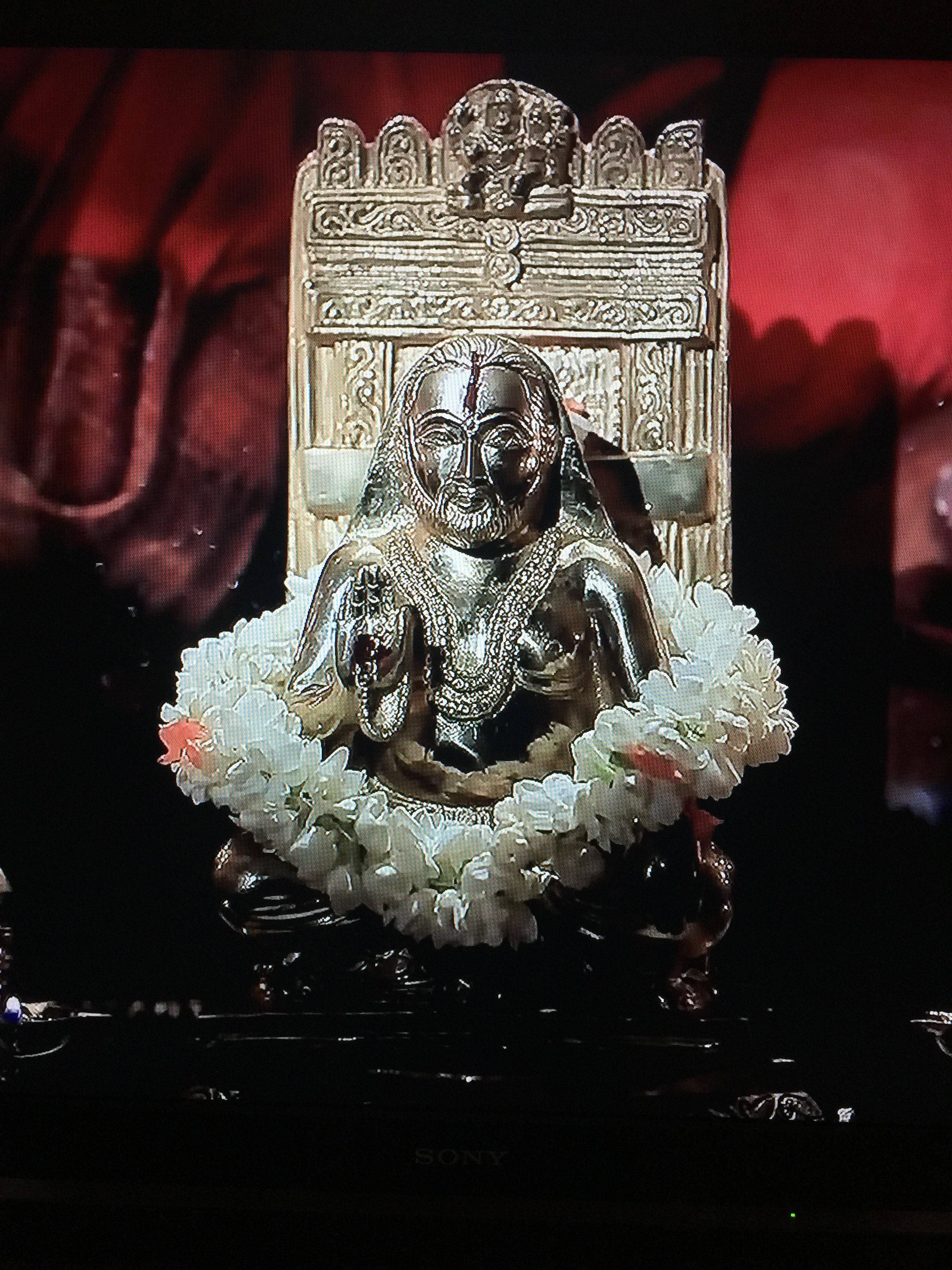 রাঘবেন্দ্র সিলভার নান্দনিক মূর্তি ওয়ালপেপার