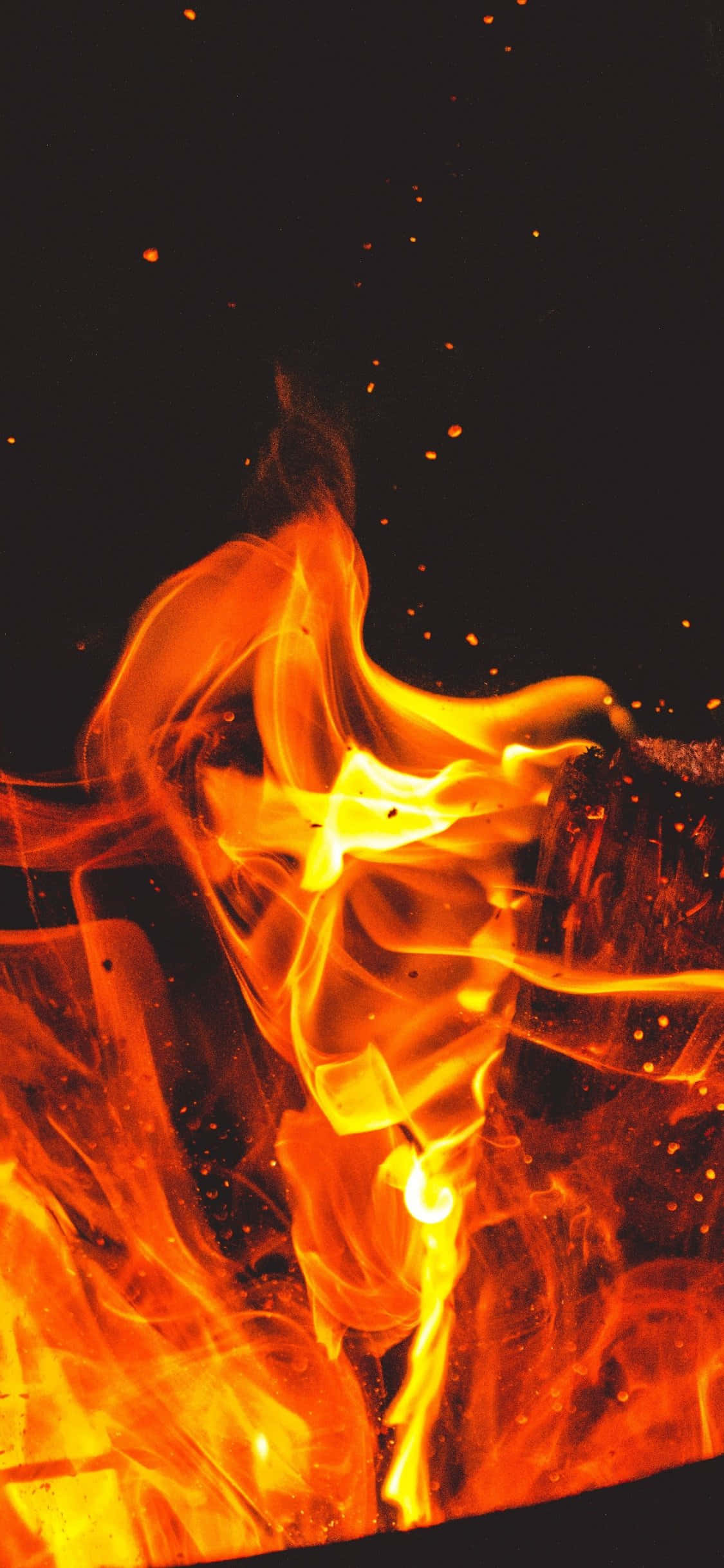 শিখার তাপ অনুভব করুন ওয়ালপেপার
