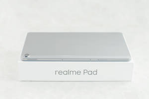Realme Pad গ্রে