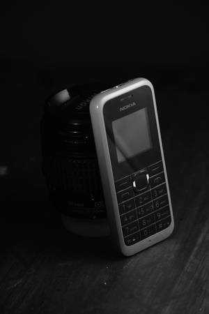 কালো ও ধূসর নোকিয়া ১০৫